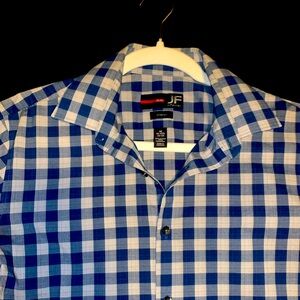 J. Ferrar (Stretch)(Slim)(Dress shirt) Navy/Silver box color.